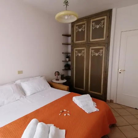 Nena, Vista Mare Semesterbostad Santa Cesarea Terme