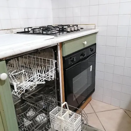 Nena, Vista Mare Semesterbostad